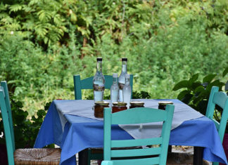 Jaki stół do jadalni wybrać