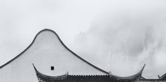 Jakie karnisze do małego pokoju?