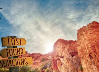 Jak dobrać szyld do drzwi?