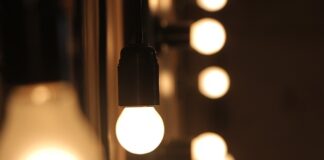 Jak dobrać kinkiety?