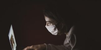 Jaką odległość maskownicy karnisza od ściany?