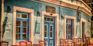 Jak dobrać wysokość krzesła do biurka?