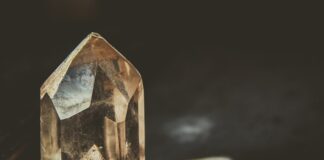 Co jest lepsze kwarc czy granit?