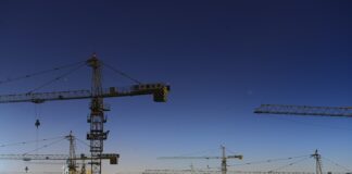 Jaką grubość blatu na stół?