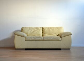 Co trzeba wiedzieć przed nabyciem wersalki